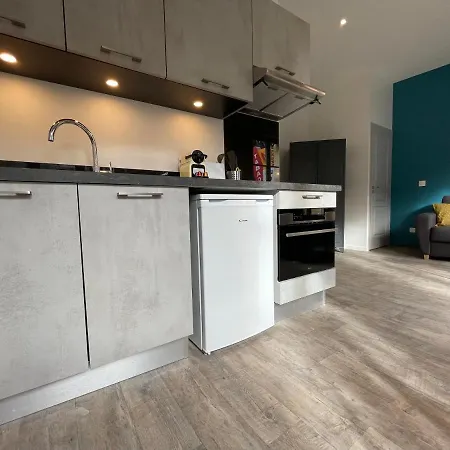Apartment Superbes De Charme, Lumineux Et Climatises En Plein Centre *